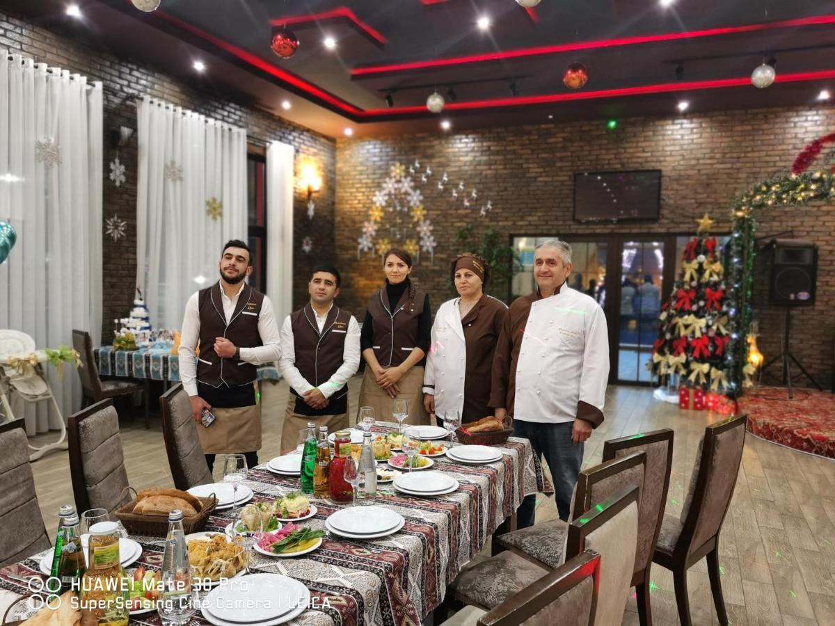 Residence Hotel Restoran Qax Luaran gambar